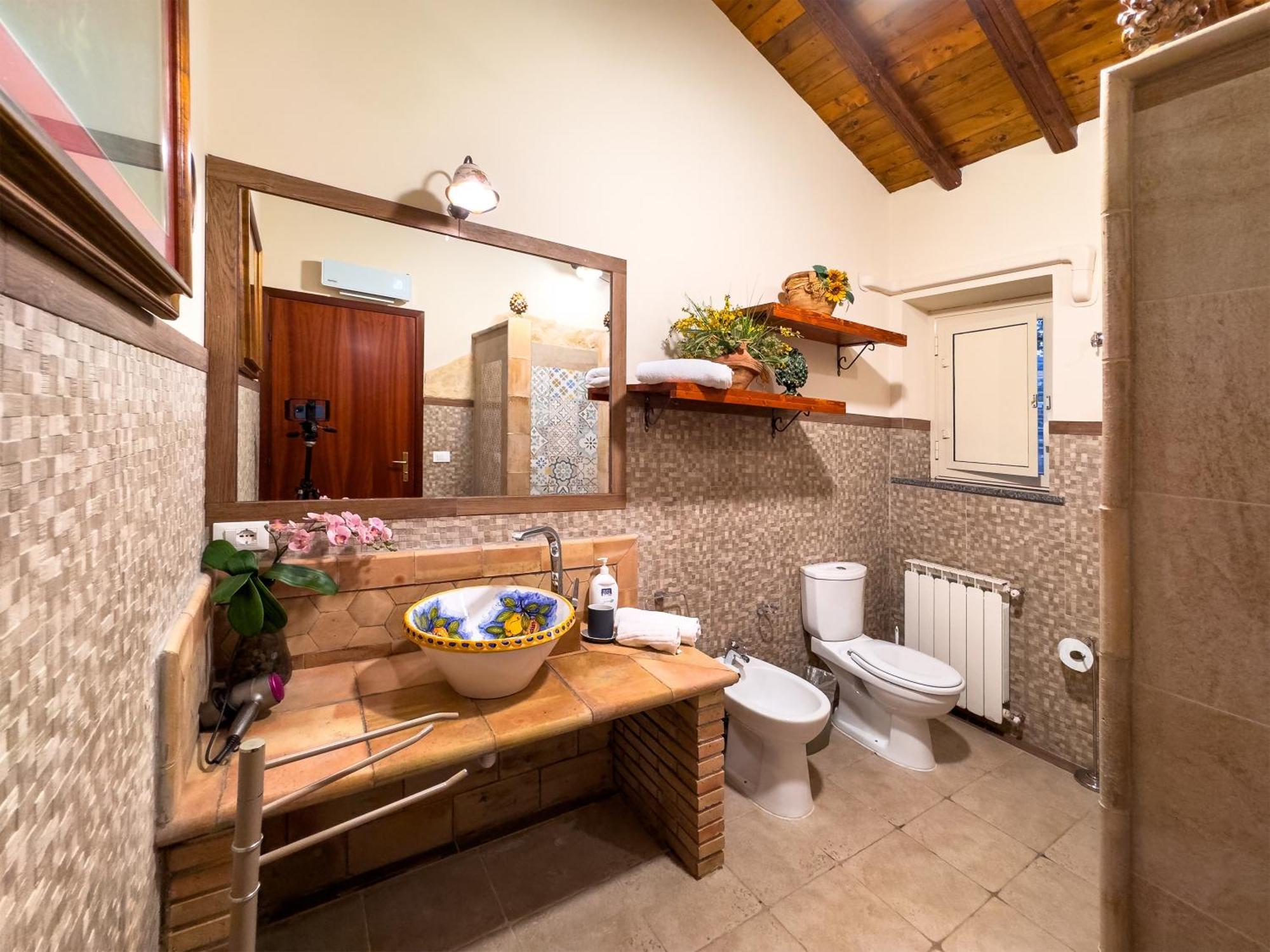 Villa Del Gelso Chalet Nel Parco Delletna 马斯卡利 外观 照片